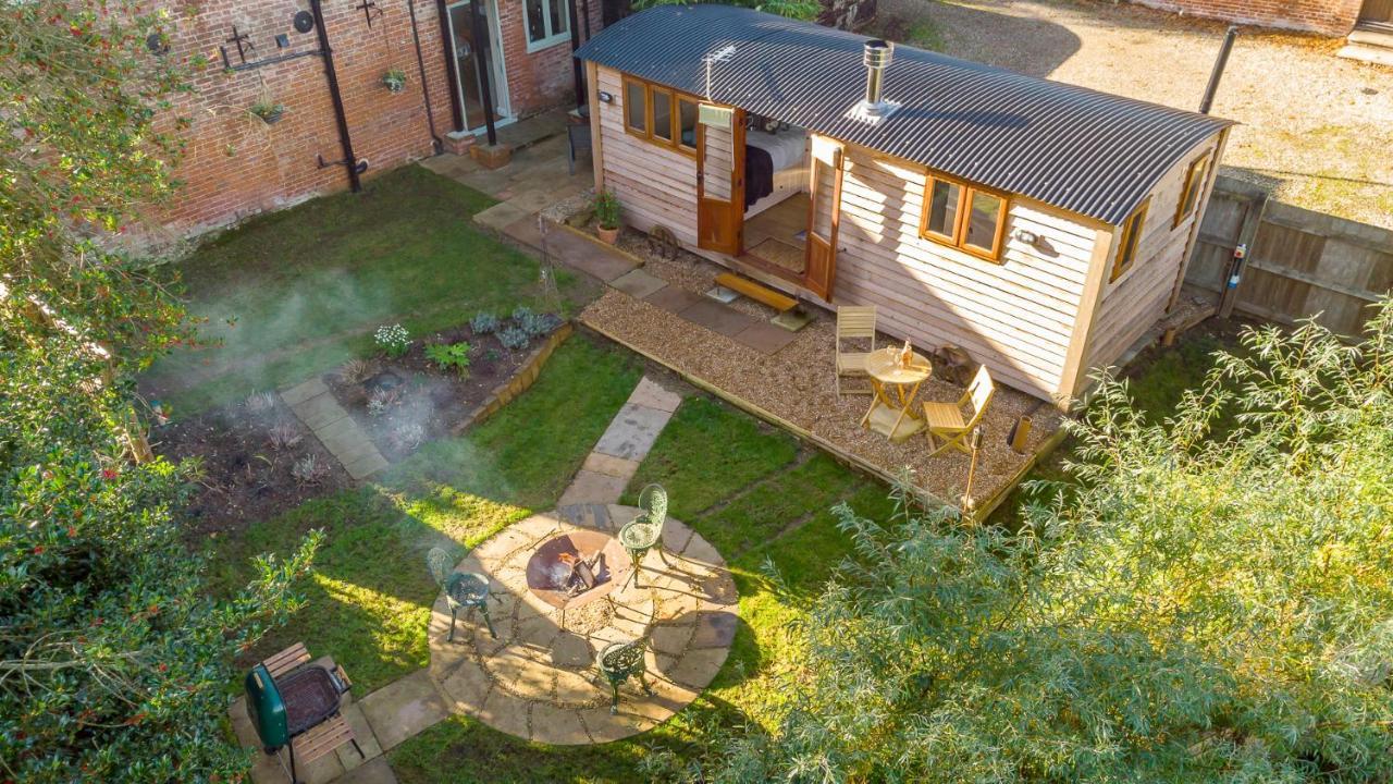 Hayloft And Shepherds Hut In Norfolk Broads With Fire Pit And Bbq From Ginger And Gold Ranworth Exteriér fotografie