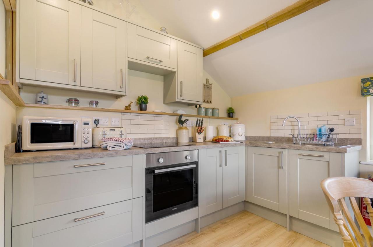 Hayloft And Shepherds Hut In Norfolk Broads With Fire Pit And Bbq From Ginger And Gold Ranworth Exteriér fotografie