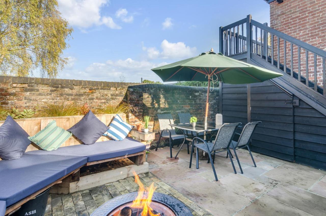 Hayloft And Shepherds Hut In Norfolk Broads With Fire Pit And Bbq From Ginger And Gold Ranworth Exteriér fotografie