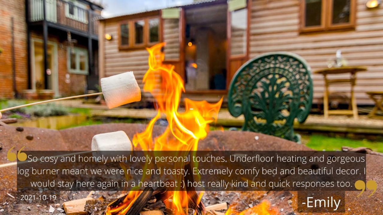 Hayloft And Shepherds Hut In Norfolk Broads With Fire Pit And Bbq From Ginger And Gold Ranworth Exteriér fotografie